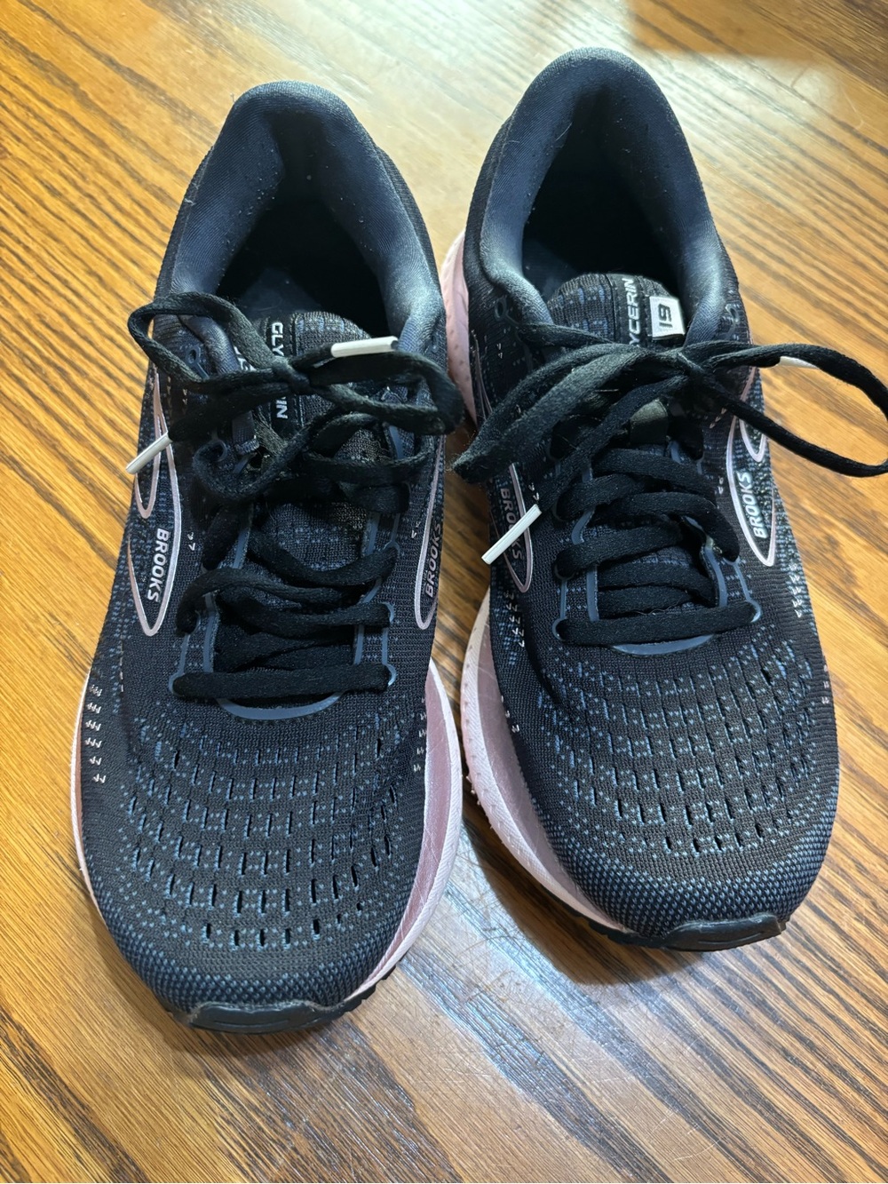 Brooks Glycerin Black/Pink Sneakers